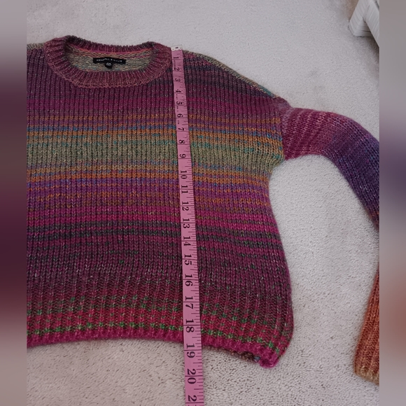 Kendall & Kylie~Colorful Cropped Knit Crew Neck Oversized Sweater - Picture 8 of 15